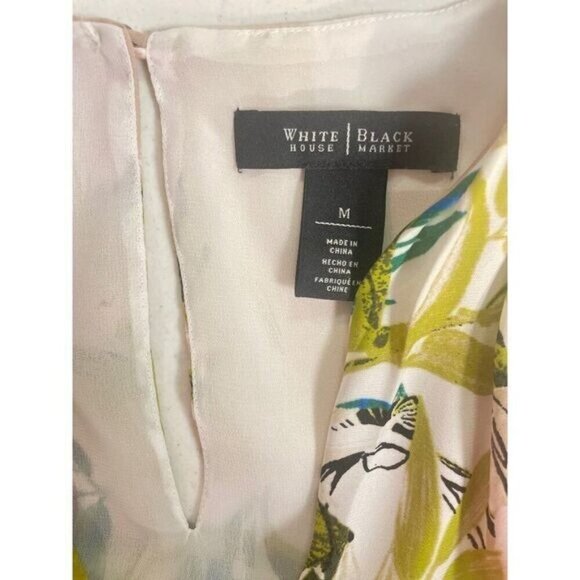 White House Black Market Sleeveless Tropical Floral Surplice Shell Top Medium - Picture 6 of 6